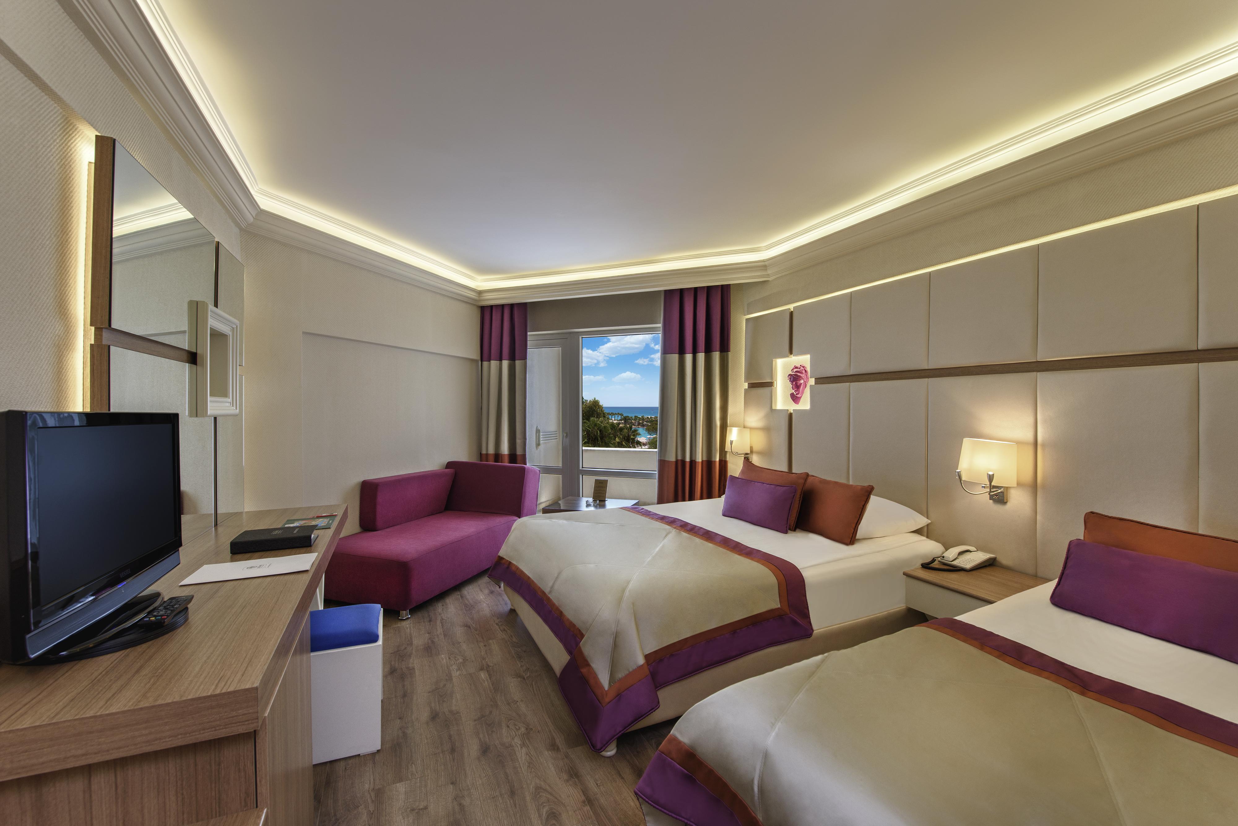 Botanik Hotel And Resort Okurcalar Buitenkant foto