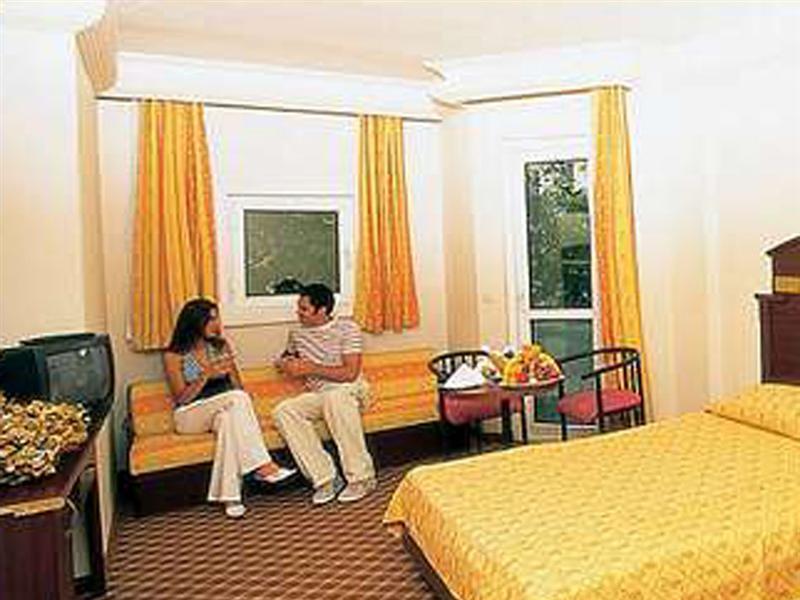Botanik Hotel And Resort Okurcalar Buitenkant foto