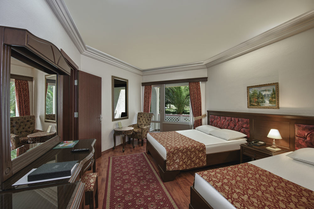 Botanik Hotel And Resort Okurcalar Buitenkant foto
